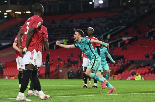 Liverpool đánh gục MU sau màn rượt đuổi nghẹt thở