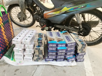 Công an xã An Hòa thu giữ 350 gói thuốc lá ngoại nhập lậu