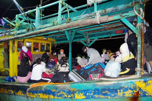 Cà Mau: Tiếp tục phát hiện người nhập cảnh trái phép bằng đường biển