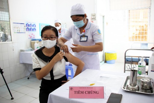 An Giang khẩn trương rà soát, lập danh sách đối tượng từ 18 tuổi trở lên chưa tiêm ngừa phòng bệnh COVID-19