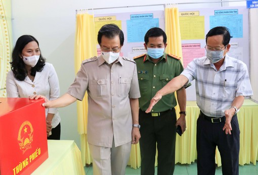 “Người dân đã chung tay với Đảng, chính quyền chuẩn bị ngày hội”