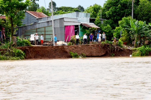 An Giang: 53 đoạn sông cảnh báo nguy cơ sạt lở