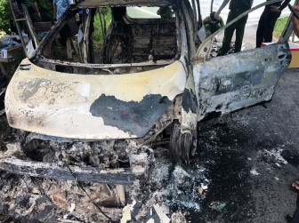 An Giang: Cháy xe taxi, chết người chưa rõ nguyên nhân tại Chợ Mới
