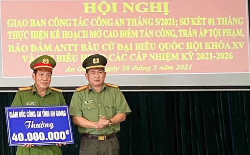Công an huyện Chợ Mới hoàn thành chỉ tiêu cấp căn cước công dân sớm hơn thời gian quy định