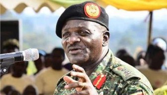 Bộ trưởng Uganda thoát chết trong vụ ám sát tại ngoại ô