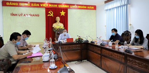 Họp Ban Chỉ đạo tổng kết Nghị quyết số 21-NQ/TW của Bộ Chính trị (khóa IX)