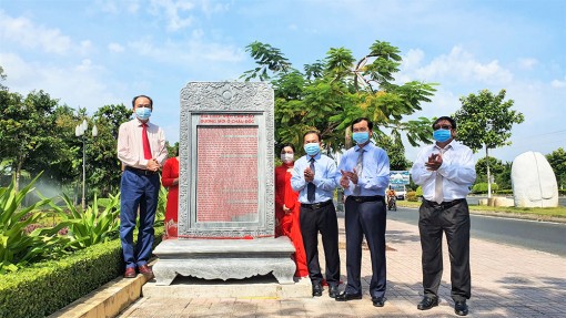 Phục dựng bia Vĩnh Tế Sơn và bia Tân lộ Kiều Lương