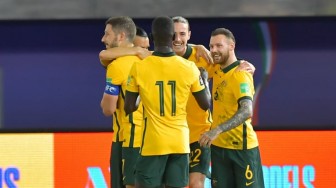 Australia thắng đậm, cầm chắc vé đi tiếp ở VL World Cup