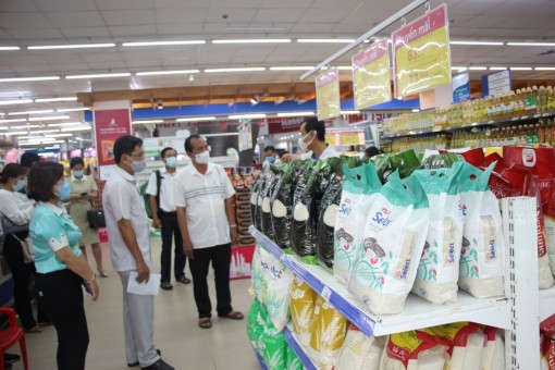 An Giang ra quân giám sát phòng, chống dịch COVID-19 tại các chợ, siêu thị, trung tâm thương mại, cửa hàng