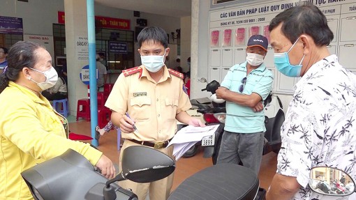 Những vấn đề cần lưu ý khi đổi màu sơn xe gắn máy, xe ôtô