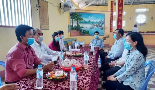 Lãnh đạo huyện Châu Thành thăm các cơ sở thờ tự, tôn giáo