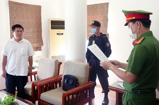 Bắt tạm giam Tổng Giám đốc Công ty Cổ phần Việt An