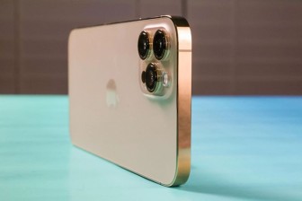 Apple hướng đến ra mắt iPhone không nút bấm vật lý