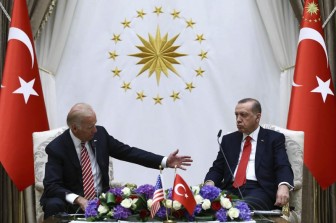 Hai nhà lãnh đạo Mỹ-Thổ Nhĩ Kỳ gặp nhau giữa căng thẳng
