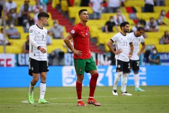 Vì sao đương kim vô địch Bồ Đào Nha thảm bại trước Đức?