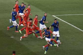 EURO 2020: Đánh bại Xứ Wales, Italy toàn thắng vòng bảng