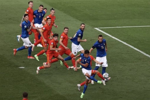 EURO 2020: Đánh bại Xứ Wales, Italy toàn thắng vòng bảng