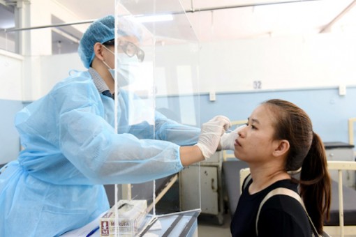Phải luôn ý thức "bệnh viện là thành trì cuối cùng" trong phòng chống COVID-19