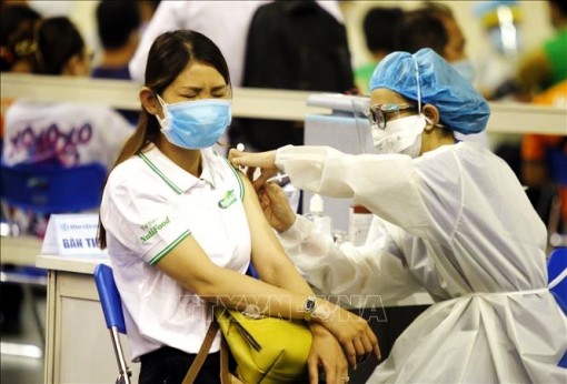 Trưa 25-6, thêm 112 ca mắc COVID-19, 651 bệnh nhân âm tính với virus SARS-CoV-2