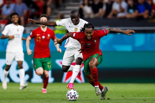 MU đấu Liverpool, Chelsea hỏi mua Lukaku