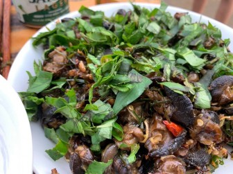 Món nhậu "khoái khẩu" từ ốc sên hấp dẫn thực khách Việt