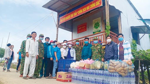 Phụ nữ Tân Châu với nhiều mô hình vận động phòng, chống dịch bệnh hiệu quả