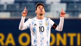 Giấc mơ của đội tuyển Argentina tiếp tục đặt trên đôi chân của Messi