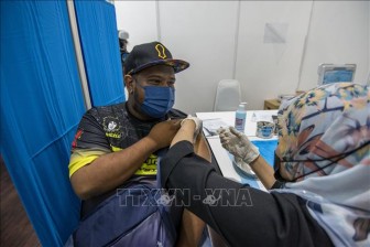 Indonesia, Malaysia tiếp nhận vaccine do Nhật Bản hỗ trợ
