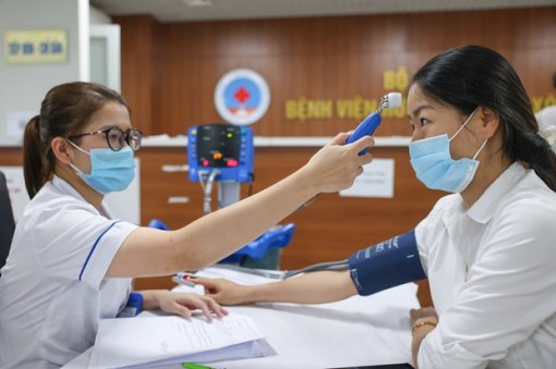Việt Nam đặt mục tiêu cuối 2021, đầu 2022 đạt miễn dịch cộng đồng