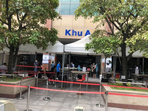 Bệnh viện Đại học Y Dược TP Hồ Chí Minh dừng hoạt động do 4 nhân viên nghi mắc COVID-19