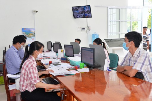 Bộ phận Tiếp nhận và Trả kết quả huyện Châu Thành dừng tiếp nhận và trả kết quả thủ tục hành chính đối với người đến từ vùng có dịch bệnh COVID-19