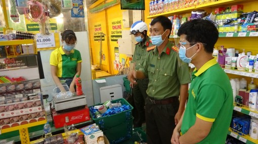 Tri Tôn khuyến cáo người dân từ địa phương có dịch không nên về huyện