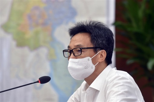 Phó Thủ tướng Vũ Đức Đam: Dồn dịch vào các điểm nhỏ để khoanh vùng, làm sạch địa bàn