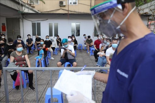 Cách ly bắt buộc người từ TP Hồ Chí Minh về Hà Nội, test tất cả người vào Hà Nội từ 0 giờ ngày 13-7