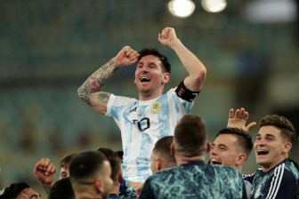 Quả bóng vàng 2021: Ai có thể ngăn Messi chiến thắng lần thứ 7?