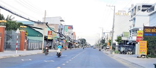 An Giang tập trung phòng, chống dịch, đảm bảo phát triển kinh tế, nhanh chóng ổn định đời sống nhân dân