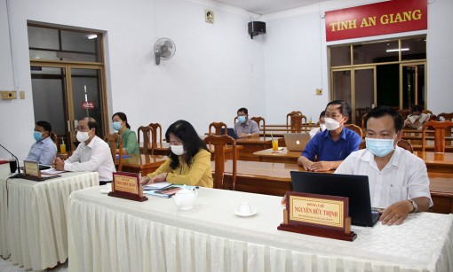 Hội nghị báo cáo viên Trung ương tháng 7-2021