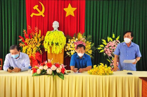 Phó Chủ tịch UBND tỉnh An Giang Trần Anh Thư kiểm tra công tác phòng, chống dịch COVID-19 tại huyện Thoại Sơn