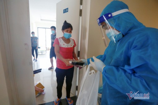 Bộ Y tế đề xuất dùng nhà nghỉ, khách sạn làm nơi điều trị F0
