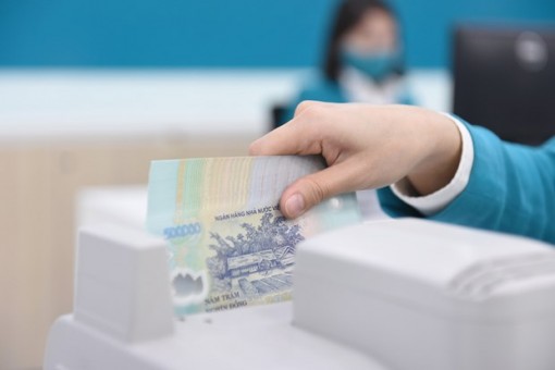 Hỗ trợ khách hàng bị ảnh hưởng dịch: Ngân hàng vào cuộc giảm lãi suất