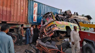 Tai nạn xe buýt kinh hoàng ở Pakistan khiến 33 người thiệt mạng