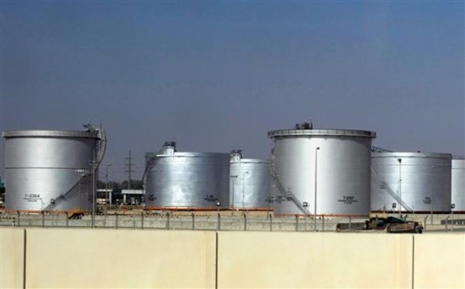 OPEC+ nhất trí tăng nhẹ sản lượng dầu mỏ từ tháng Tám