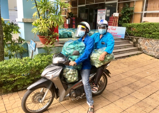San sẻ yêu thương