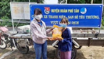 Đoàn viên, thanh niên huyện Phú Tân chung tay phòng, chống dịch COVID-19