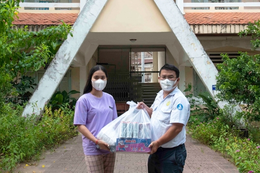 Tỉnh đoàn An Giang trao nhu yếu phẩm cho Phường đoàn Mỹ Thạnh, Mỹ Thới và sinh viên nước ngoài đang học tập tại An Giang