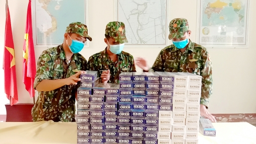 An Giang: Bắt giữ 1.000 gói thuốc lá ngoại nhập lậu