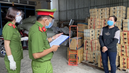 Khởi tố bắt tạm giam chủ hộ kinh doanh “Ngọc Sang” sản xuất trà và cà phê dỏm