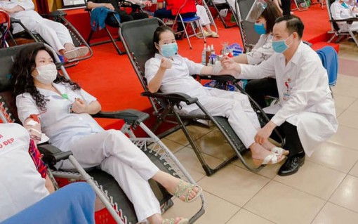 Kêu gọi người dân hiến máu