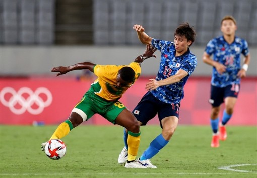Olympic Tokyo: Thần đồng Real Madrid ghi bàn, Nhật Bản khởi đầu suôn sẻ