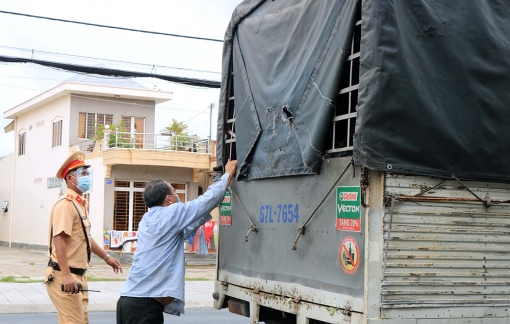 TP. Long Xuyên tăng cường một số biện pháp thực hiện cách ly xã hội từ 0 giờ ngày 25-7